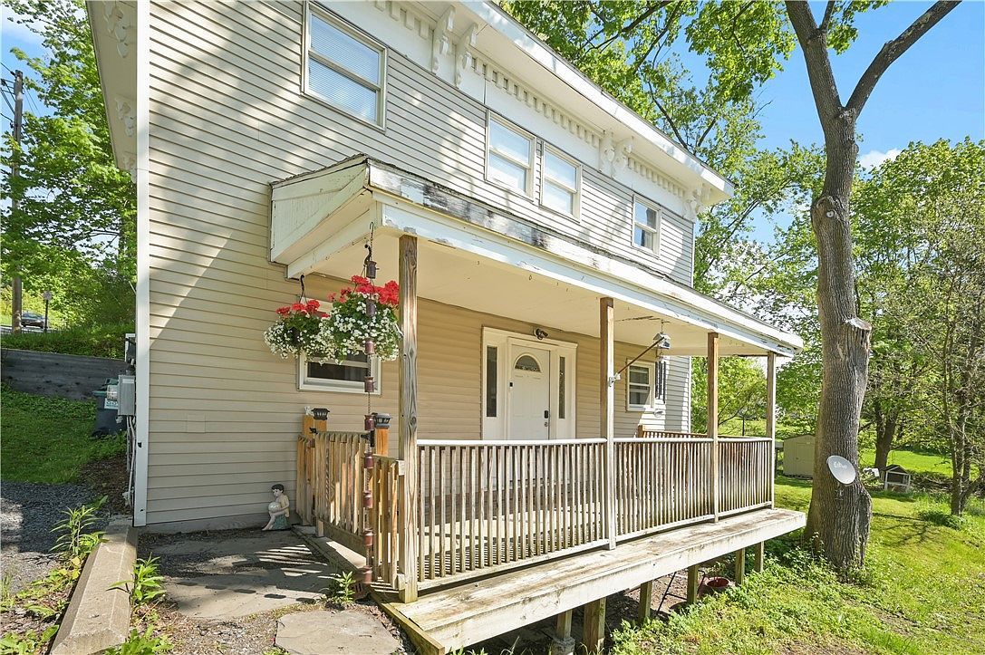 156 North St Cobleskill, NY 12043 - Thumbnail 2