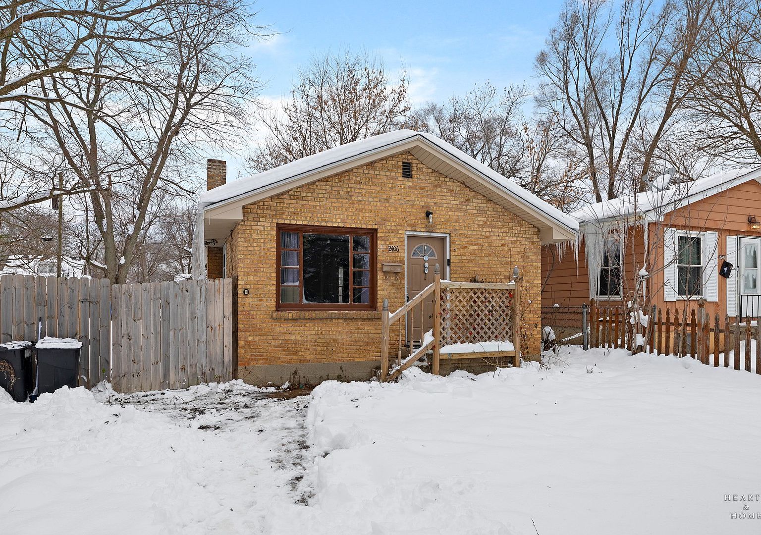 2406 Hermon Ave Zion, IL 60099 - Thumbnail 2