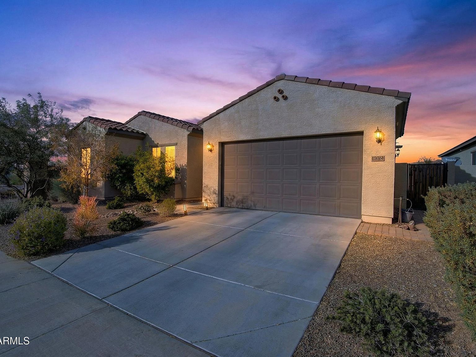 18062 W Tanglewood Dr Goodyear, AZ 85338 - Thumbnail 2