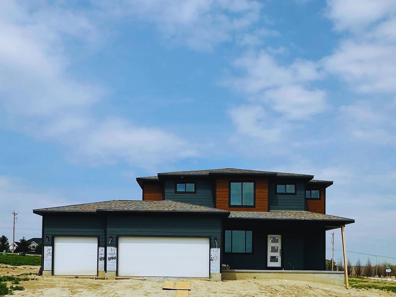 21010 Alex Ave Elkhorn, NE 68022 - Thumbnail 2