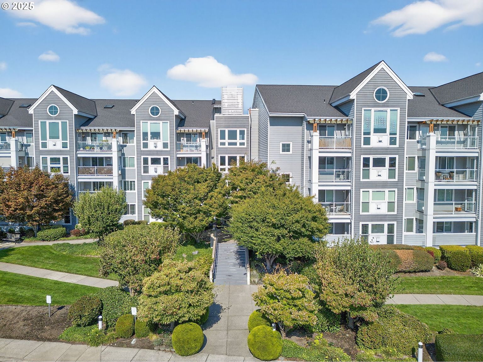 520 SE Columbia River Dr APT 326 Vancouver, WA 98661 - Thumbnail 2