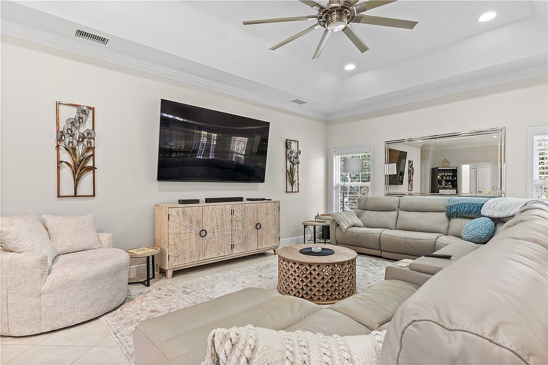 5850 Magnolia Ln #16 Vero Beach, FL 32967  | Condominium