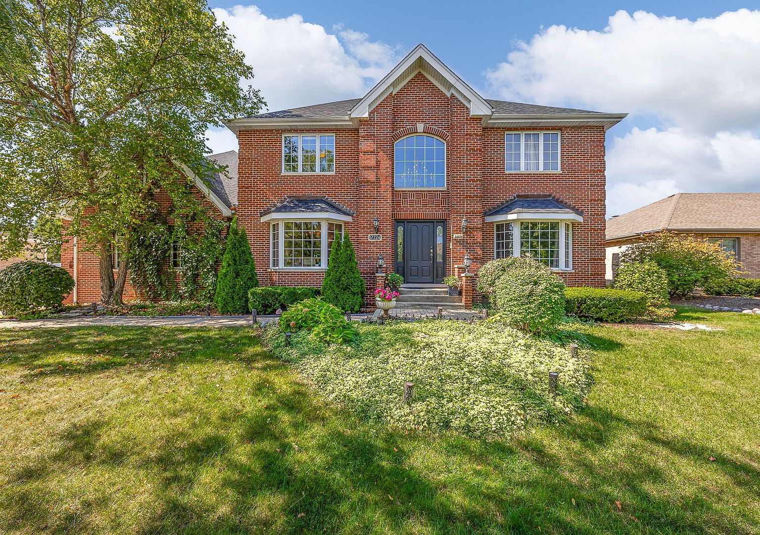 17224 Briar Dr Tinley Park, IL 60487 - Thumbnail 2