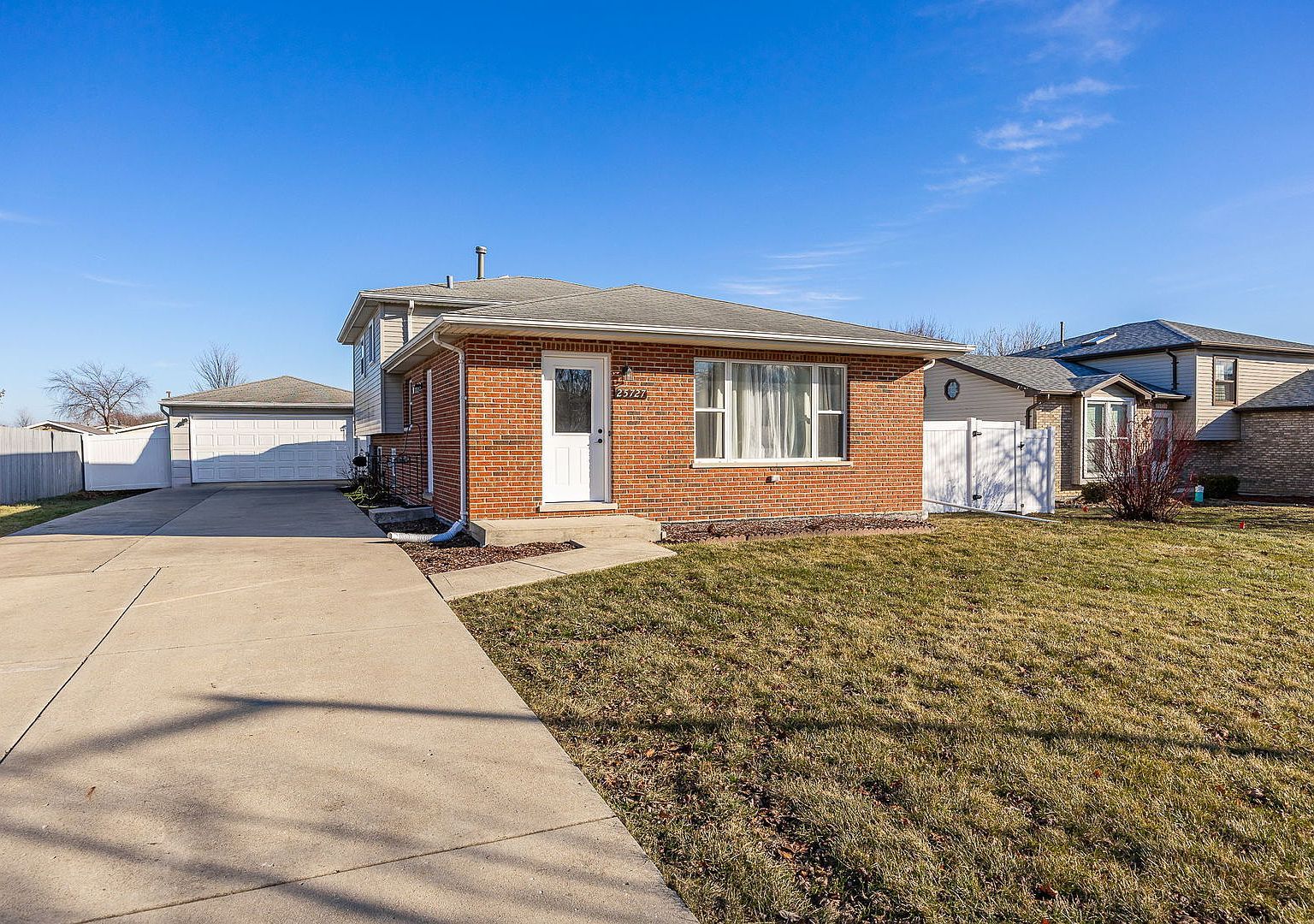 25727 S McCorkle Ave Monee, IL 60449 - Thumbnail 2