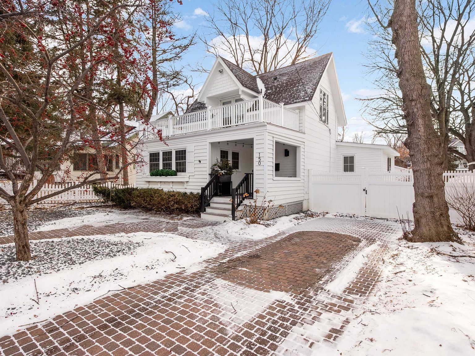 150 1st St Excelsior, MN 55331 - Thumbnail 2