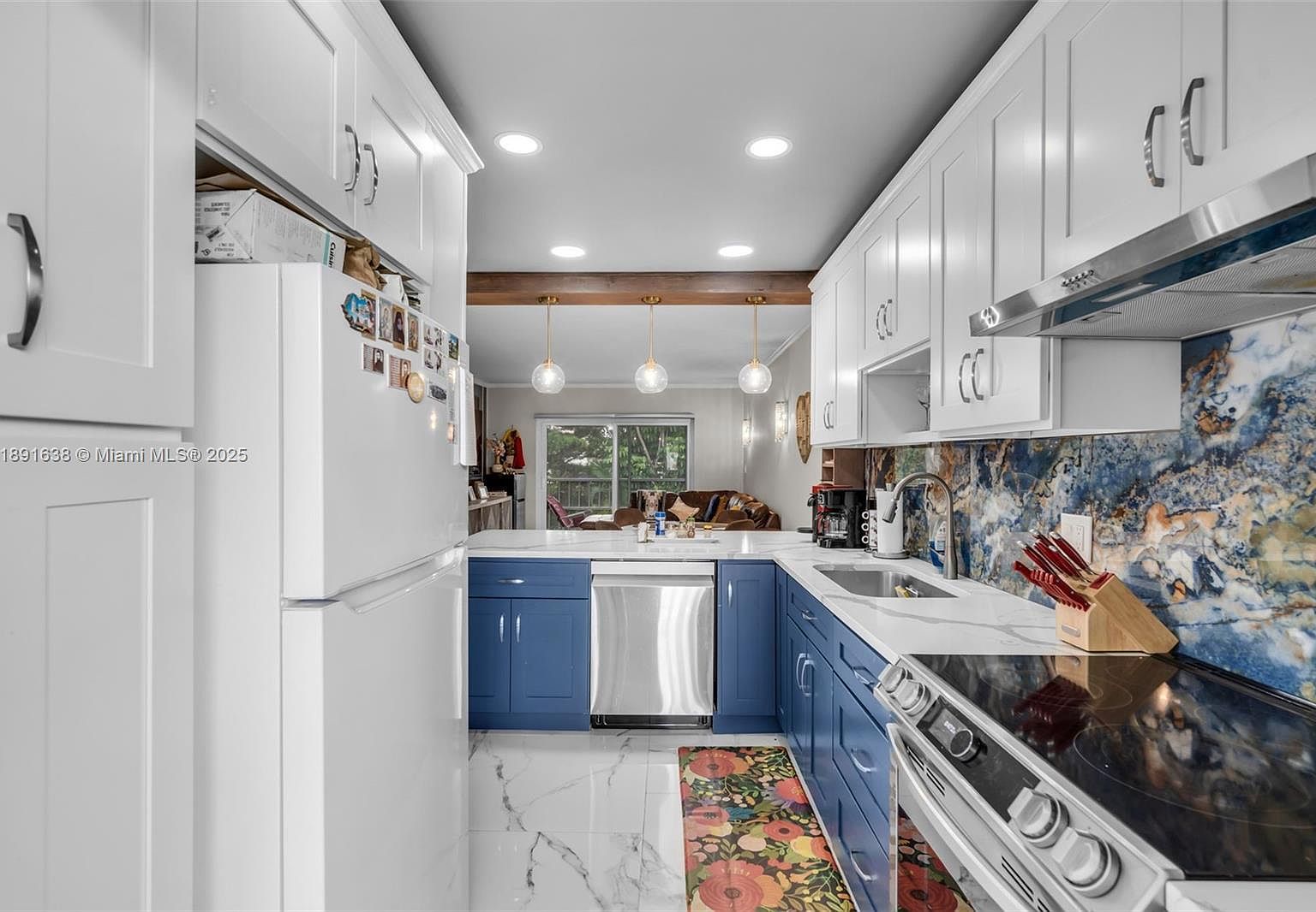 1000 Hillcrest Ct APT 207 Hollywood, FL 33021 - Thumbnail 2