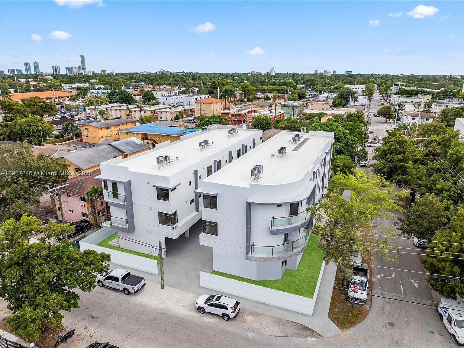 1780 SW 5th St #1 Miami, FL 33135 - Thumbnail 2