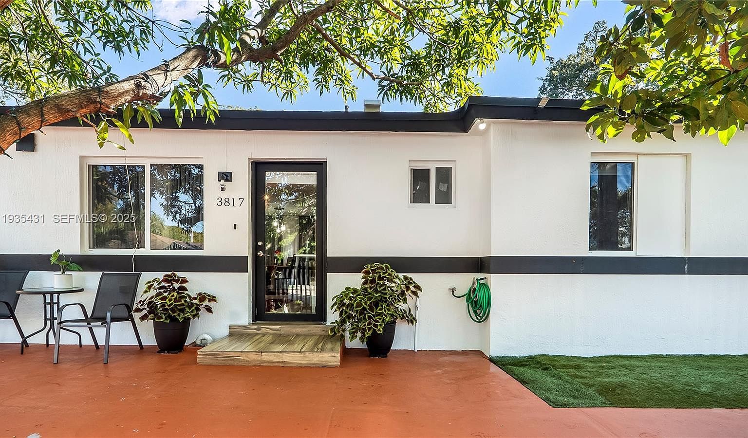 3815 NW 13th Ave Miami, FL 33142 - Thumbnail 2