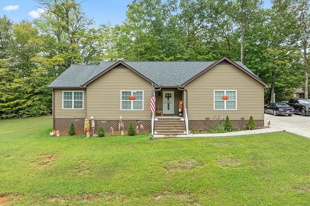 4887 Hilham Rd Cookeville, TN 38506 - Thumbnail 2