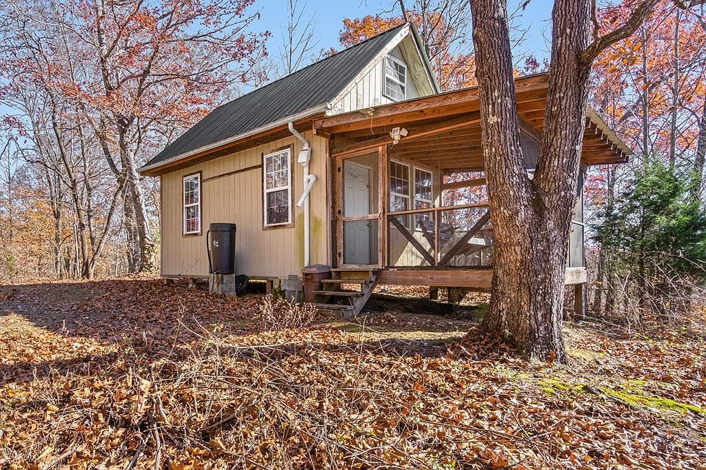 Red Bud Ln Hilham, TN 38568 - Thumbnail 2