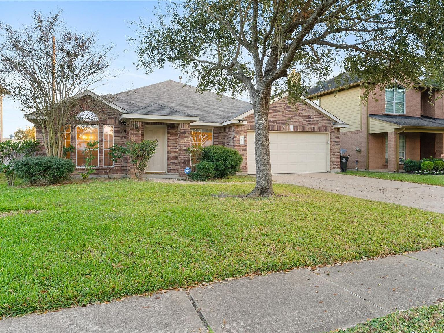 3522 Brackenfern Rd Katy, TX 77449 - Thumbnail 2