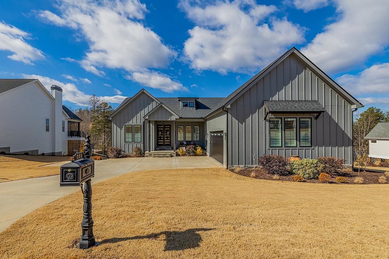 111 Sanctuary Ln Taylors, SC 29687 - Thumbnail 2