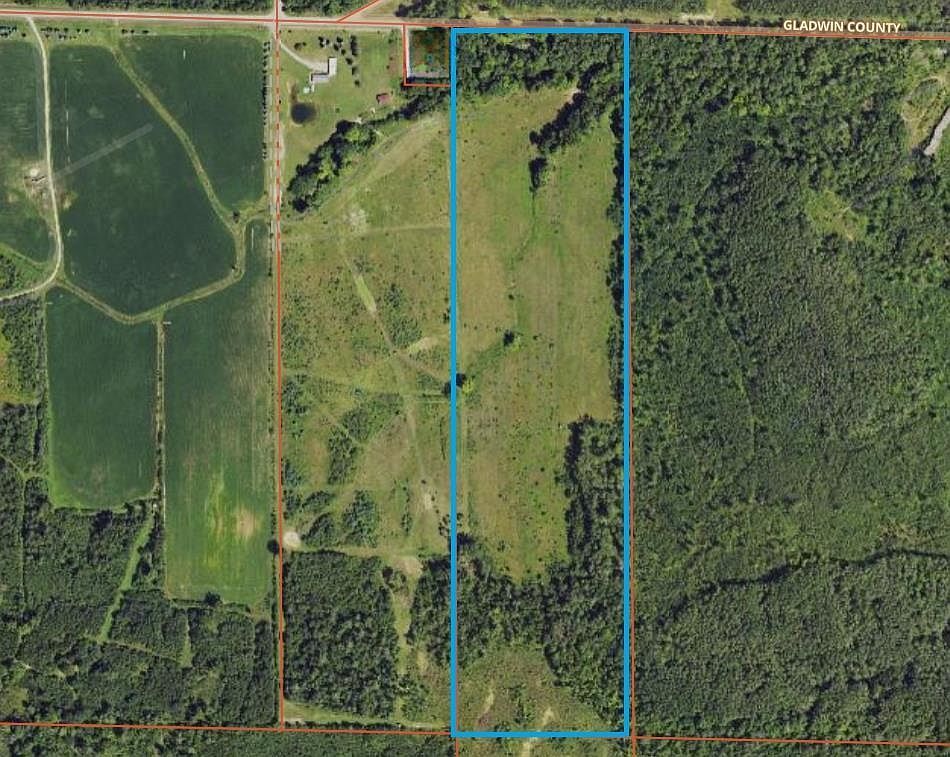 624 E McKimmey Rd Gladwin, MI 48624 - Thumbnail 2