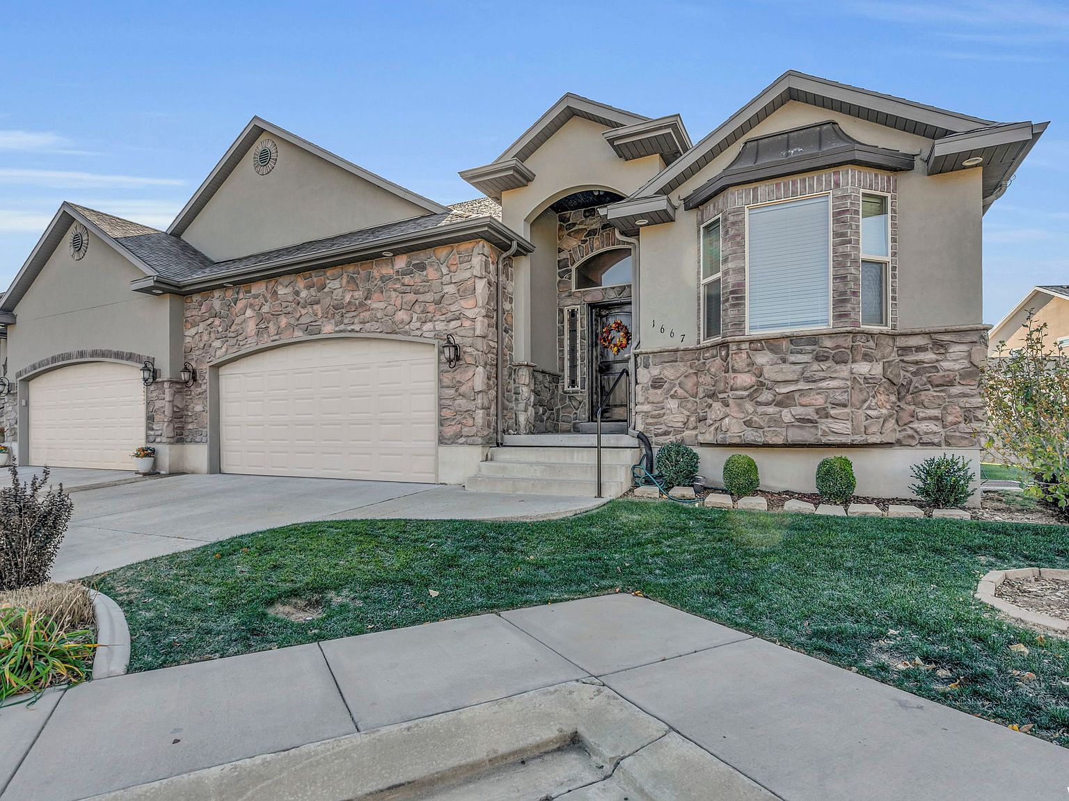 1667 W 430 N Lindon, UT 84042 - Thumbnail 2