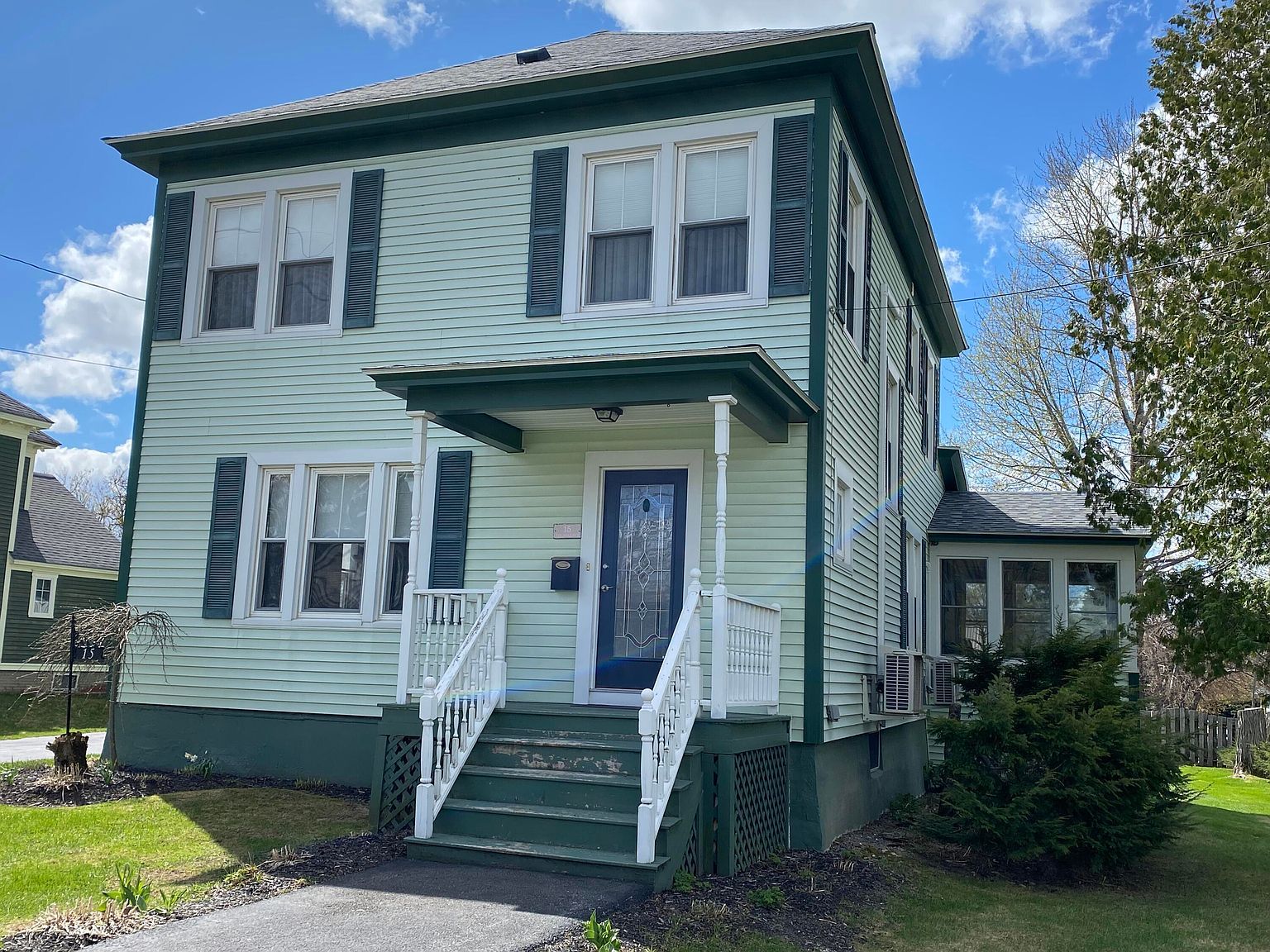 15 Thomas Ave Caribou, ME 04736 - Thumbnail 2