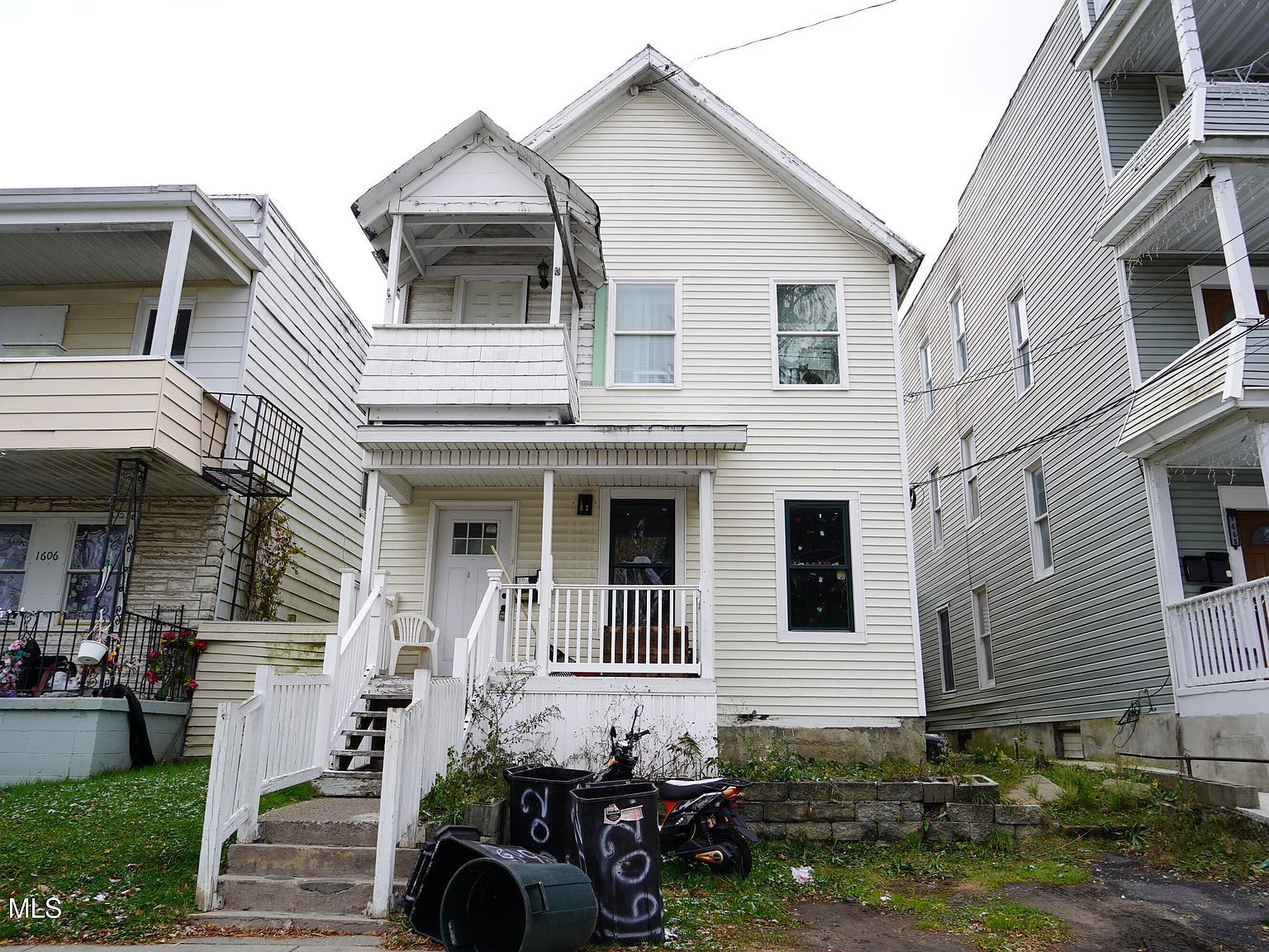 1602 Foster Ave Schenectady, NY 12308 - Thumbnail 2