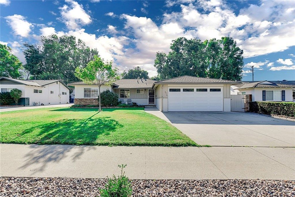 2914 Peyton Rd La Verne, CA 91750 - Thumbnail 2