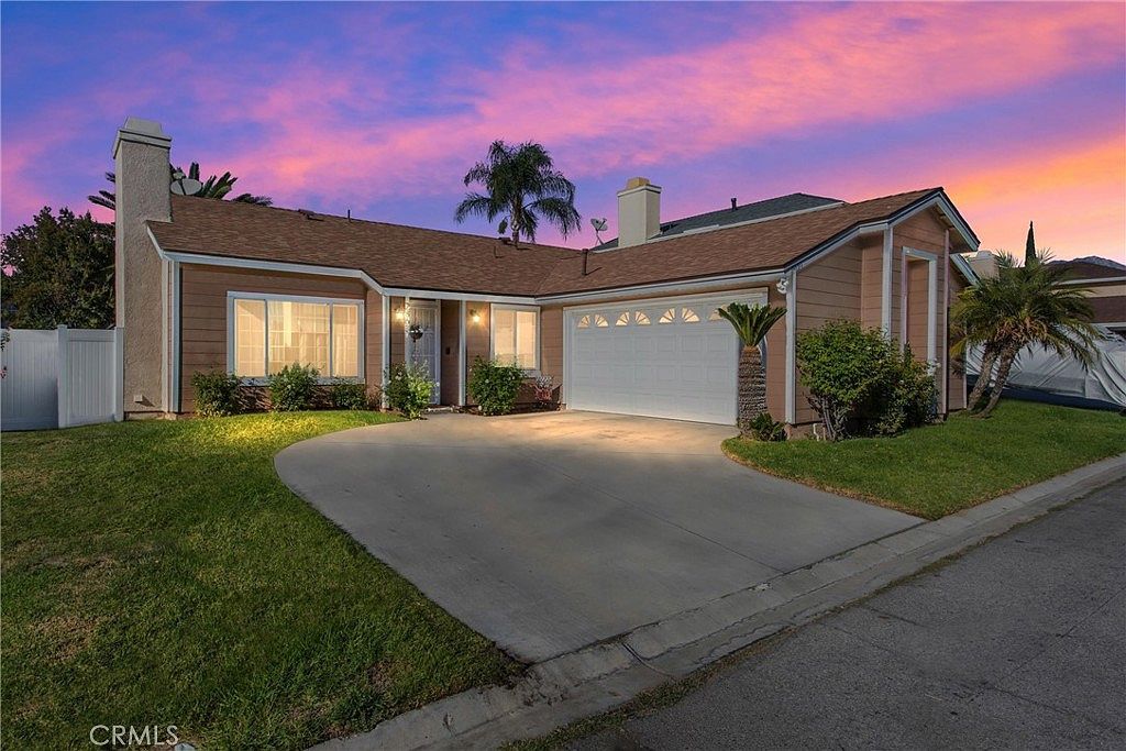 28630 Newcastle Rd Highland, CA 92346 - Thumbnail 2