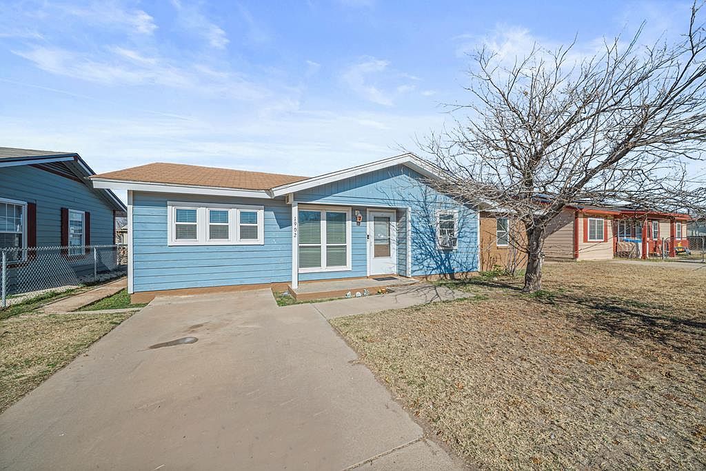 1902 Winston St Big Spring, TX 79720 - Thumbnail 2