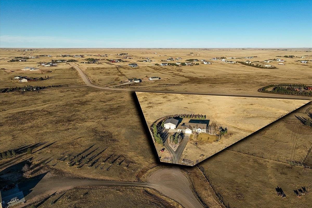 11309 Little Ridge Ct Cheyenne, WY 82009 - Thumbnail 2