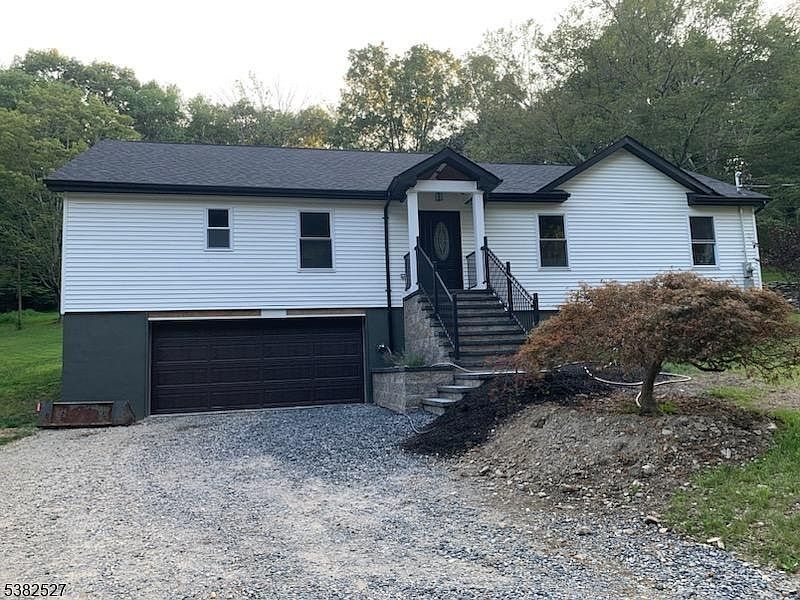 43 Rockport Rd Wantage, NJ 07461 - Thumbnail 2