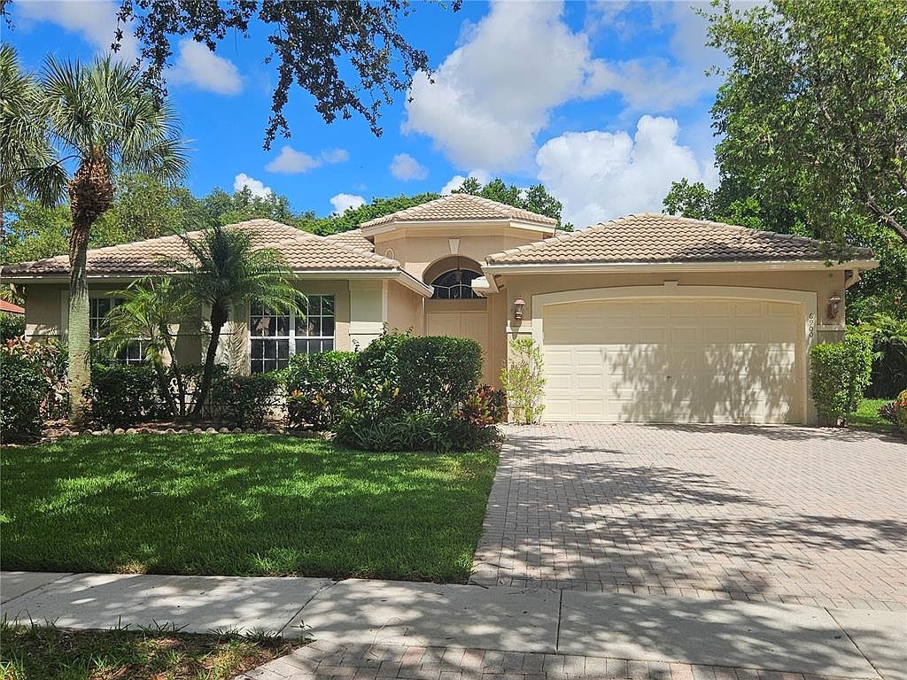 6900 Molakai Cir Boynton Beach, FL 33437 - Thumbnail 2
