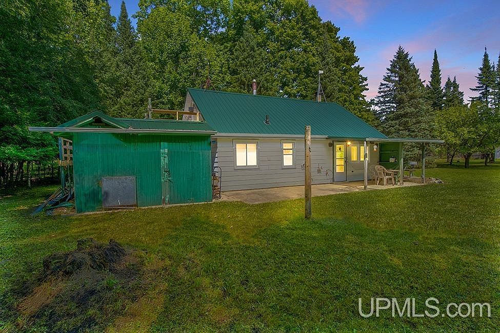 5744 Co #511 Rapid River, MI 49878 - Thumbnail 2