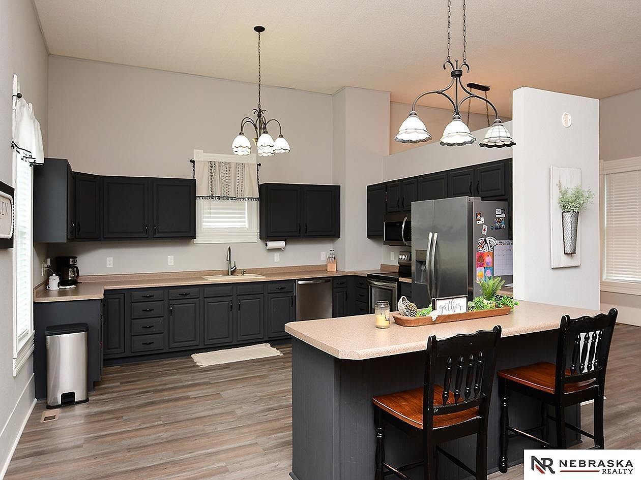 311 Logan St Diller, NE 68342, 68342