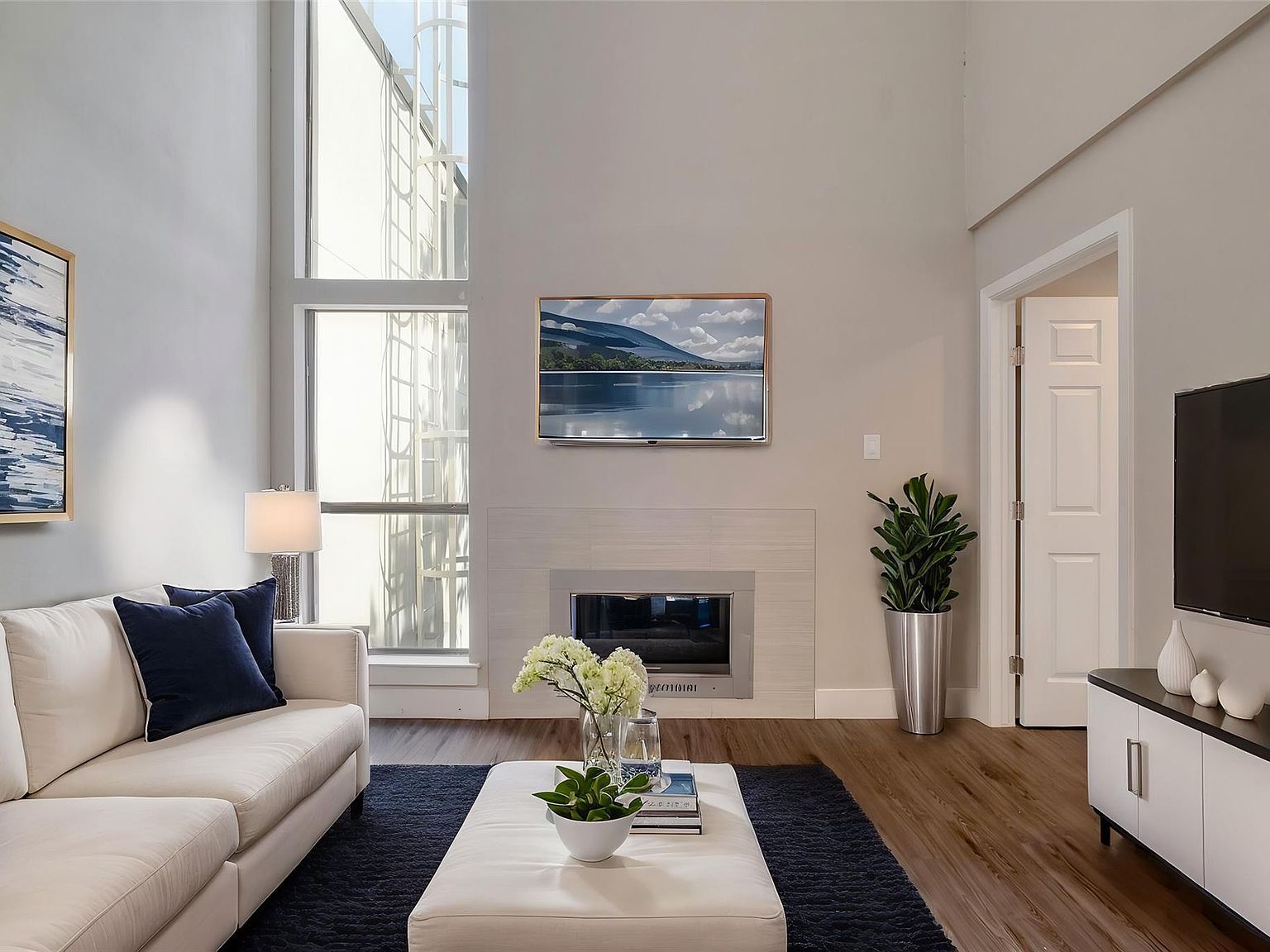 935 La Posada Dr #212 Austin, TX 78752 - Thumbnail 2