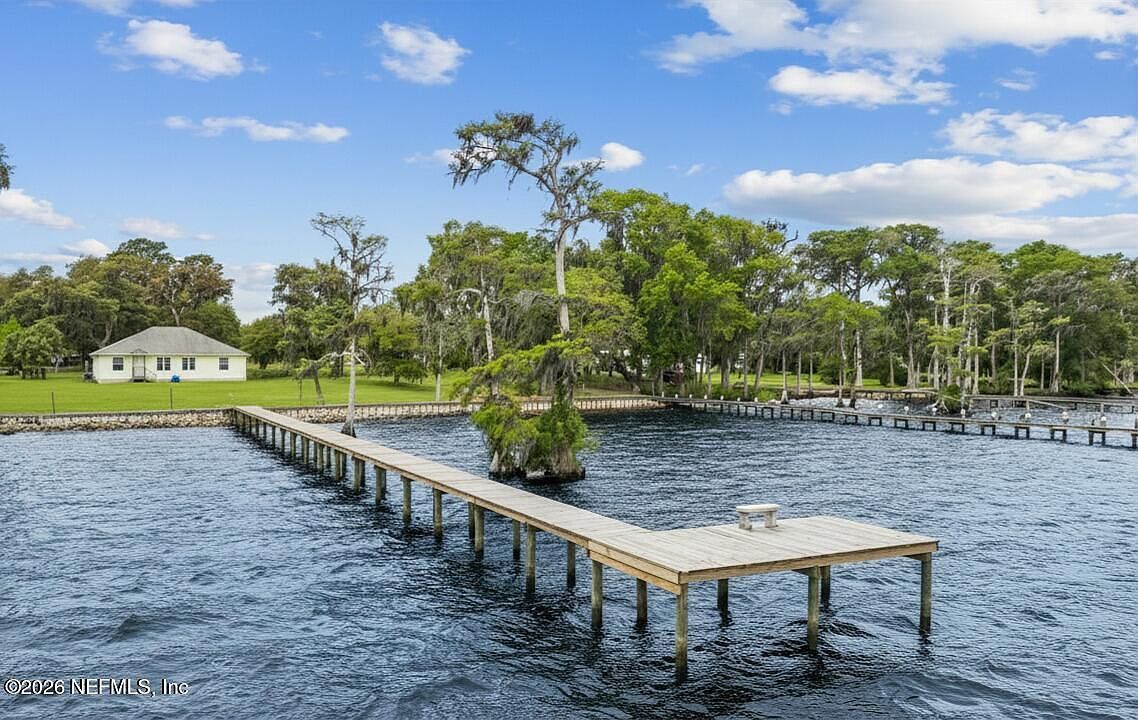 102 Sandra Ln Crescent City, FL 32112 | Single Family