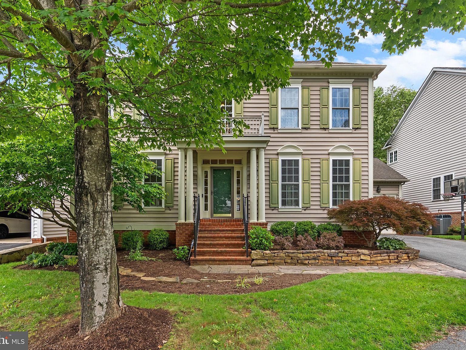 869 Still Creek Ln Gaithersburg, MD 20878 - Thumbnail 2