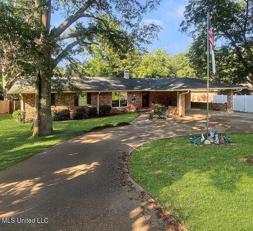 3714 N Hills St Meridian, MS 39305 - Thumbnail 2