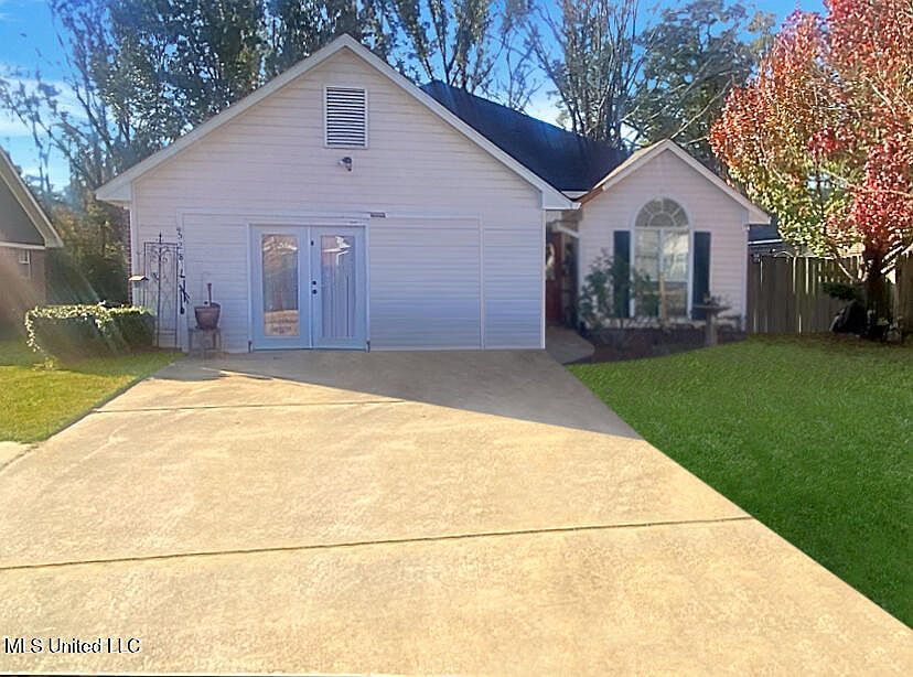 528 Camellia Ln Florence, MS 39073  | Single Family