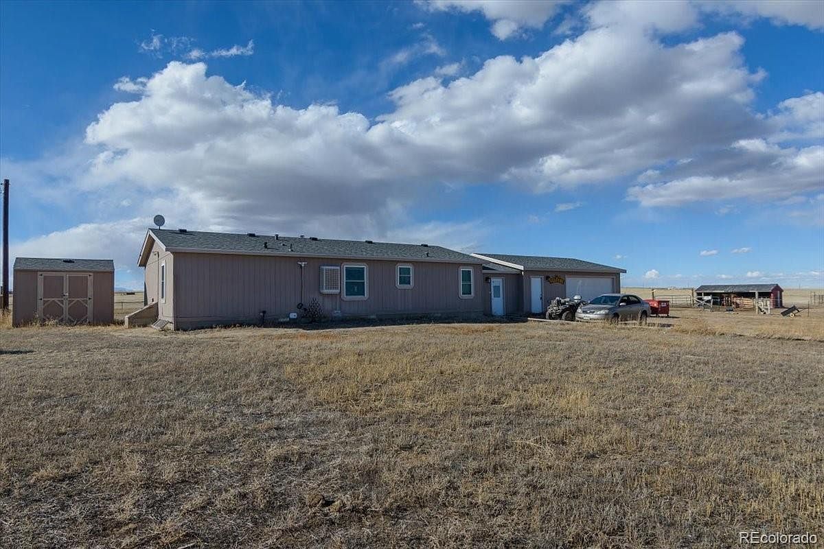 6760 S Yoder Rd Yoder, CO 80864 - Thumbnail 2