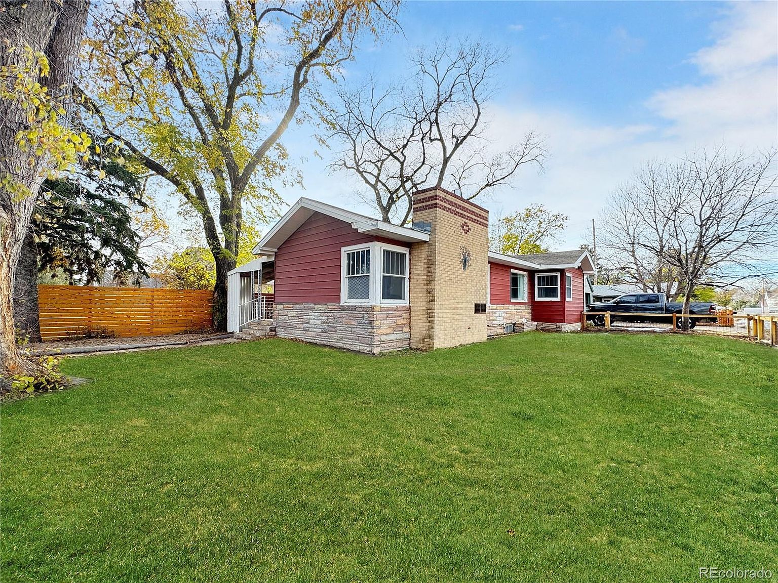 193 12th St Burlington, CO 80807 - Thumbnail 2