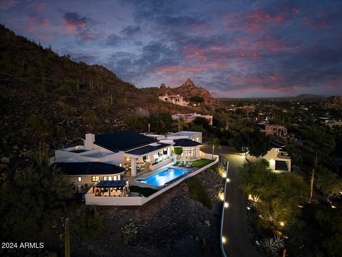 6432 E El Sendero Rd Carefree, AZ 85377 - Thumbnail 2