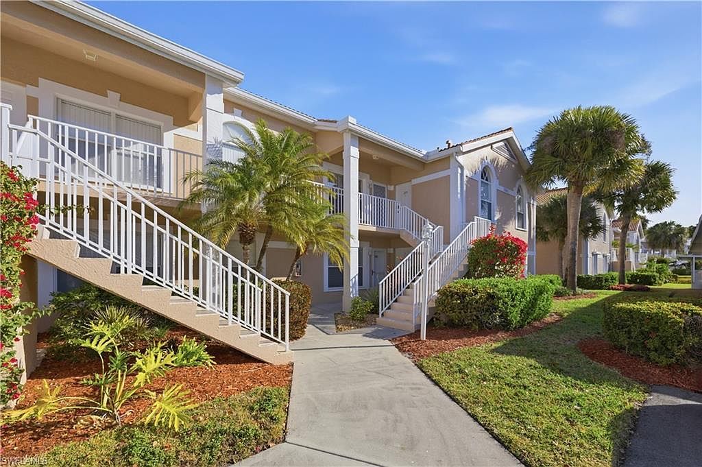 3940 Leeward Passage Ct APT 105 Bonita Springs, FL 34134 - Thumbnail 2