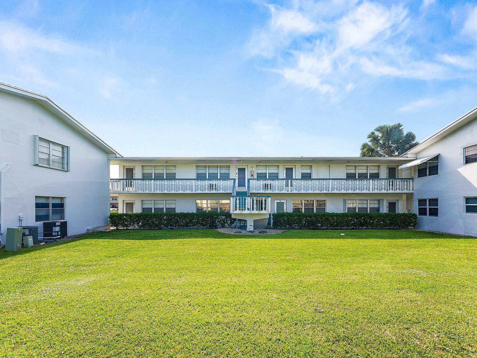 87 Salisbury E #87-D West Palm Beach, FL 33417 - Thumbnail 2