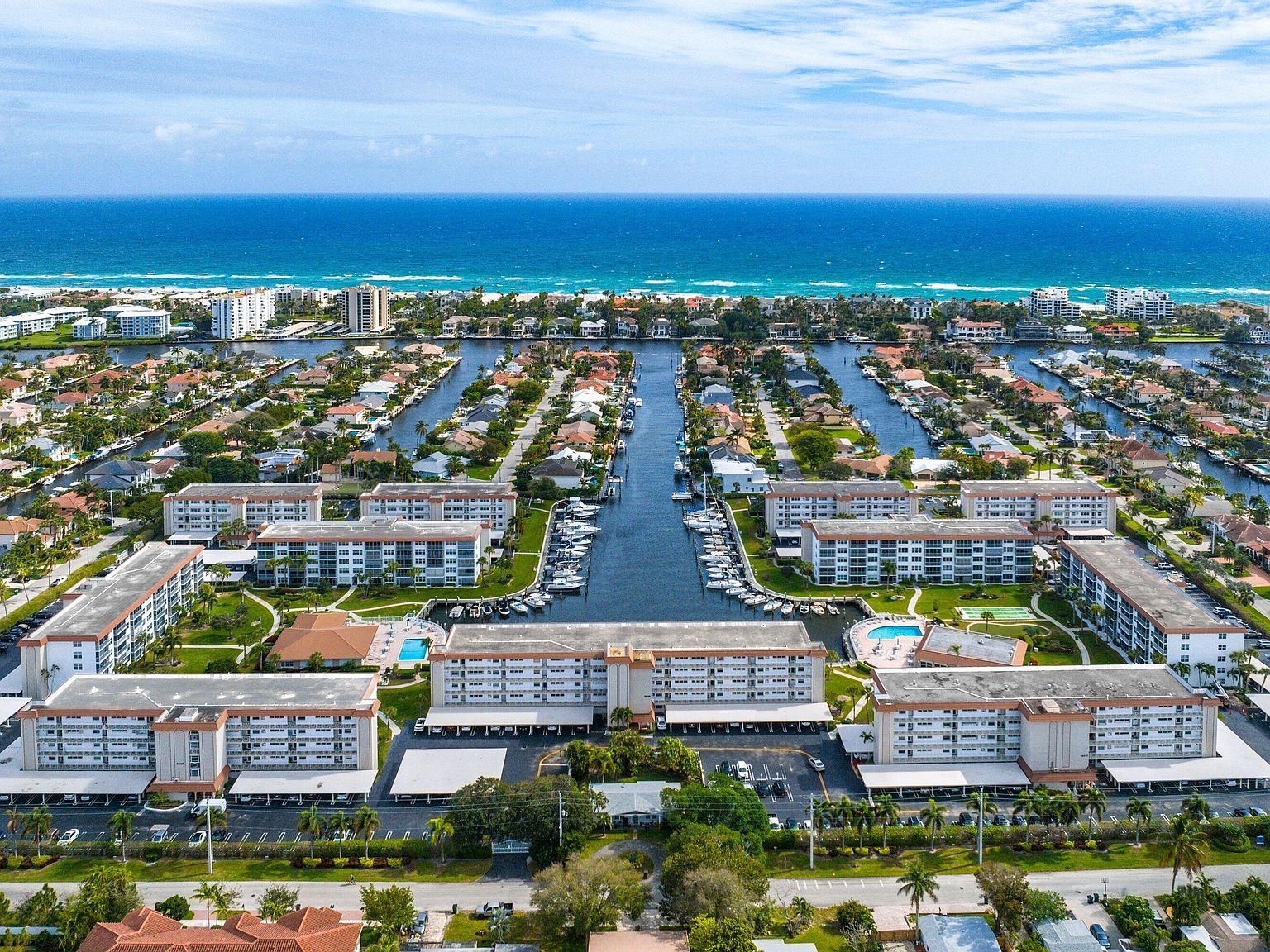 900 Dogwood Dr APT 538 Delray Beach, FL 33483 - Thumbnail 2