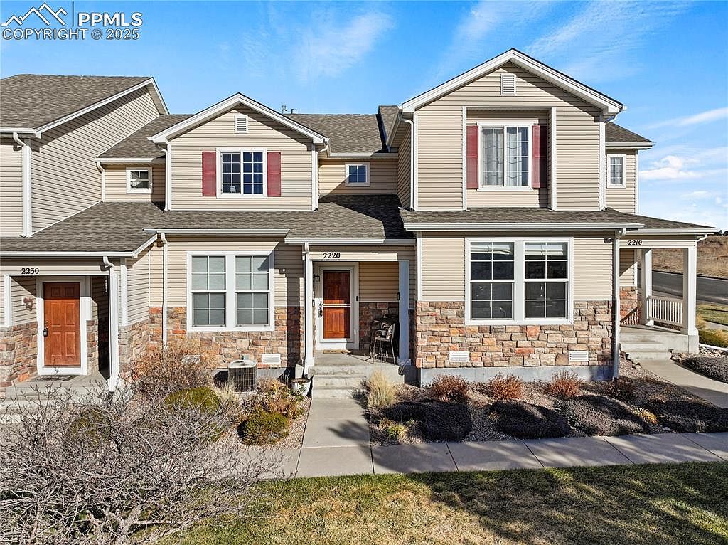 2220 Whale Point Colorado Springs, CO 80951 - Thumbnail 2