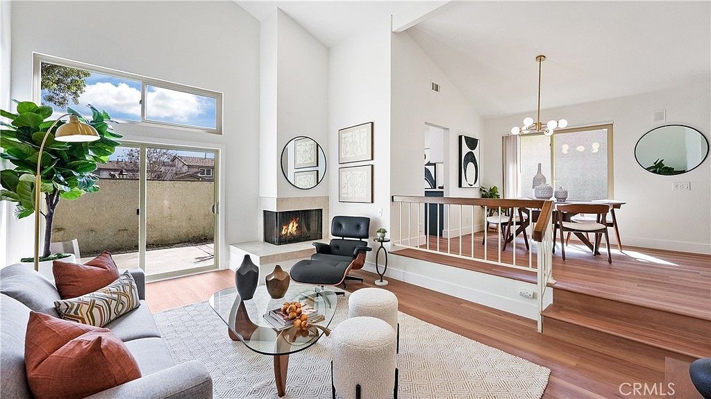 8 Evening Breeze Irvine, CA 92603 - Thumbnail 2