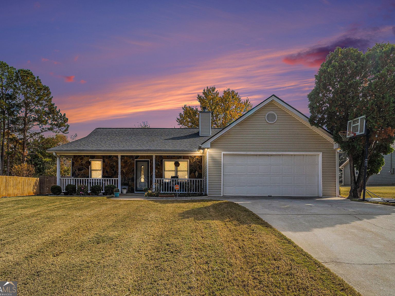 40 Willow Tree Ter Covington, GA 30016 - Thumbnail 2