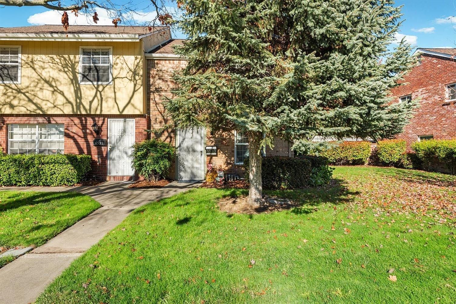 6533 Donegal Dr Citrus Heights, CA 95621 - Thumbnail 2