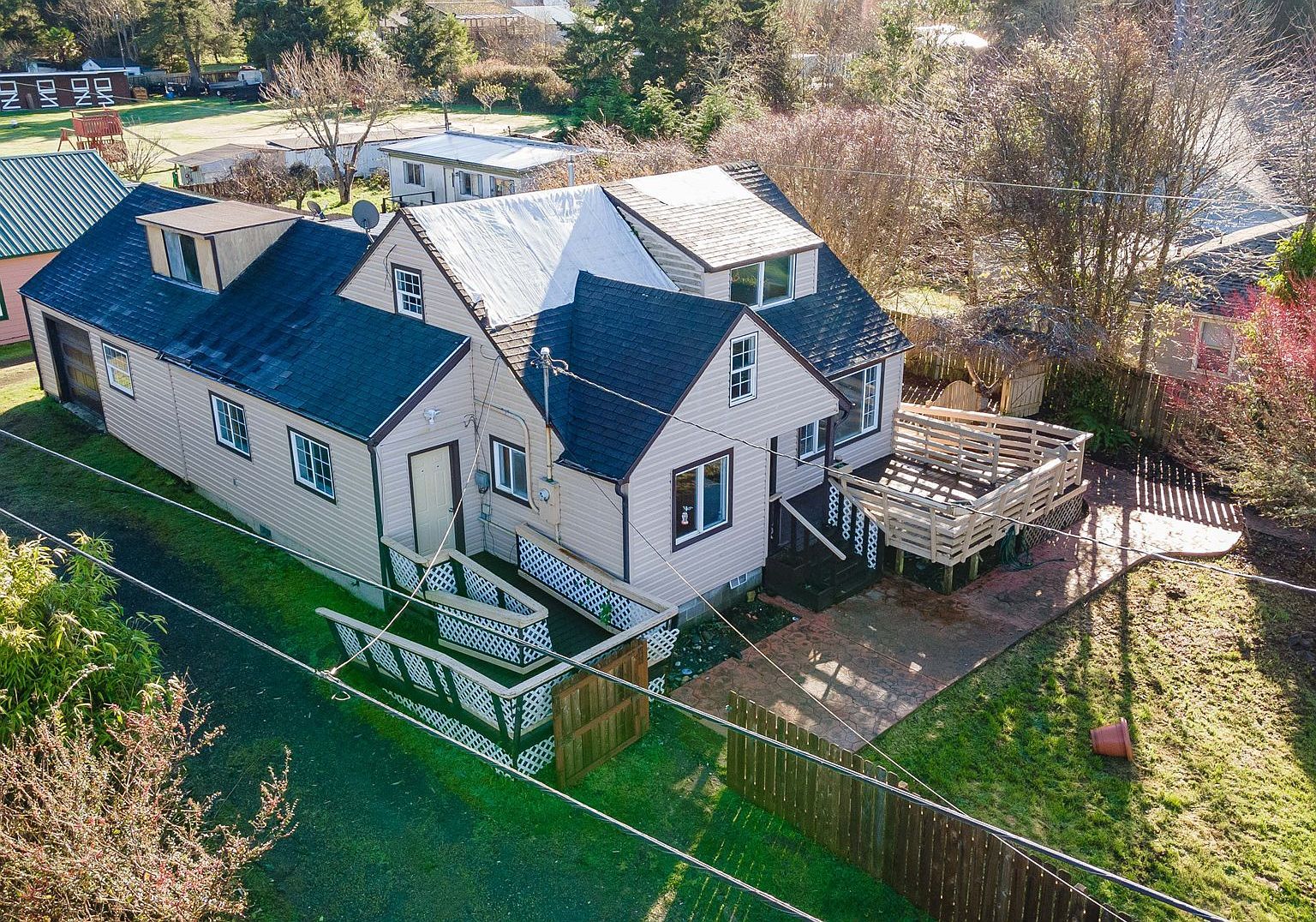 90730 Travis Ln Coos Bay, OR 97420 - Thumbnail 2