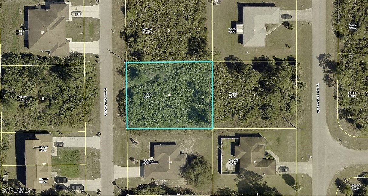 385 Chamonix Ave S Lehigh Acres, FL 33974 - Thumbnail 2