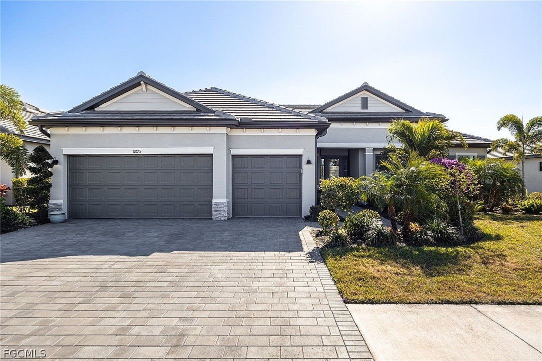 11075 Morning Dew Ter Fort Myers, FL 33913 - Thumbnail 2