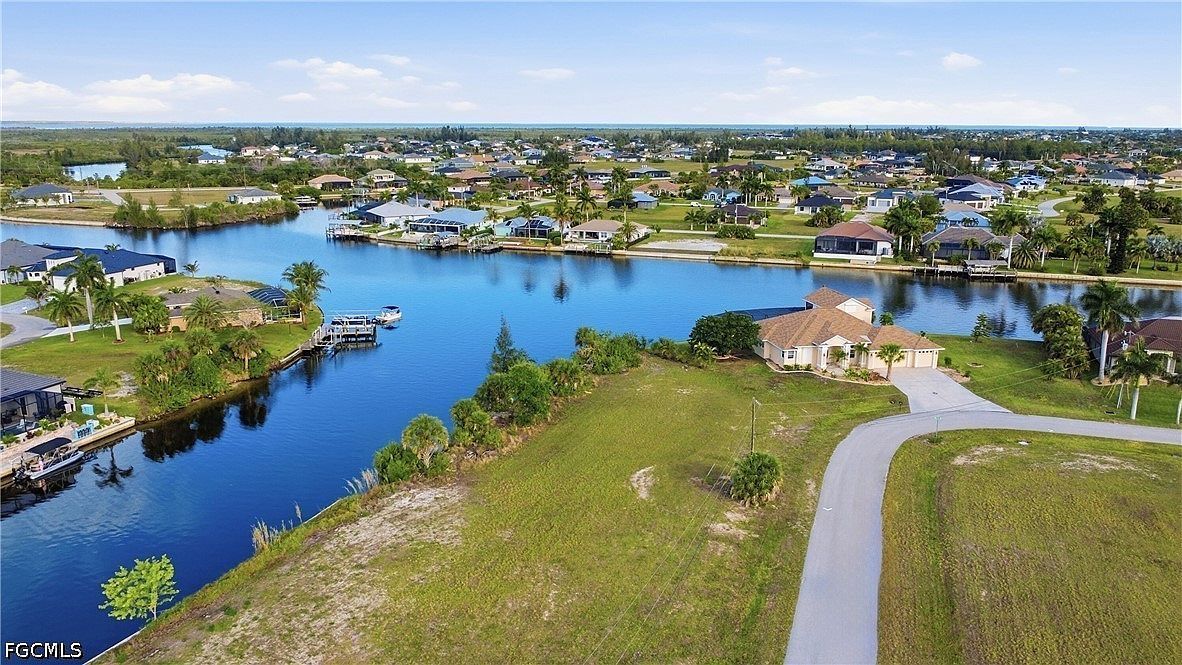 1846 NW 37th Pl Cape Coral, FL 33993, 33993