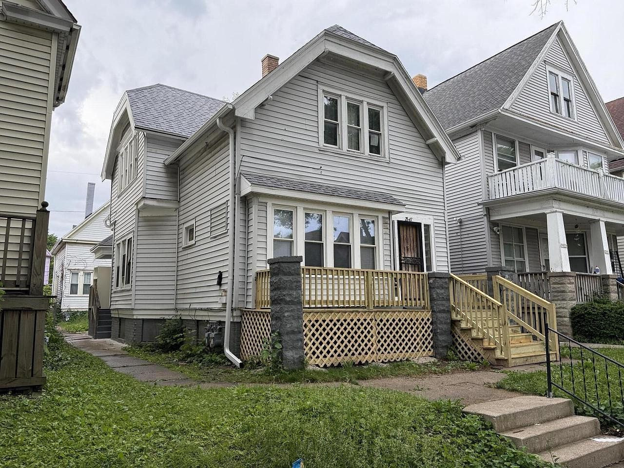2847 N Booth St #2847A-2847B Milwaukee, WI 53212  | Multi Family