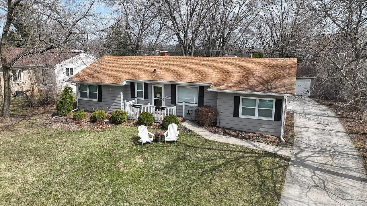 1514 S 165th St New Berlin, WI 53151  | Single Family