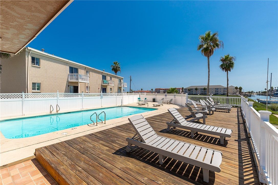 14300 S Padre Island Dr APT 143 Corpus Christi, TX 78418 - Thumbnail 2